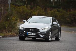 Infiniti Q30 1.6t (UK) '2016